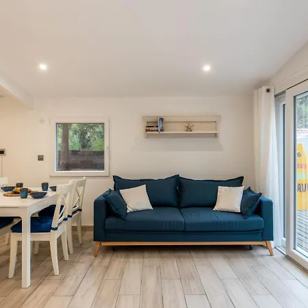 Etoile De By Interhome Chalet Lacanau